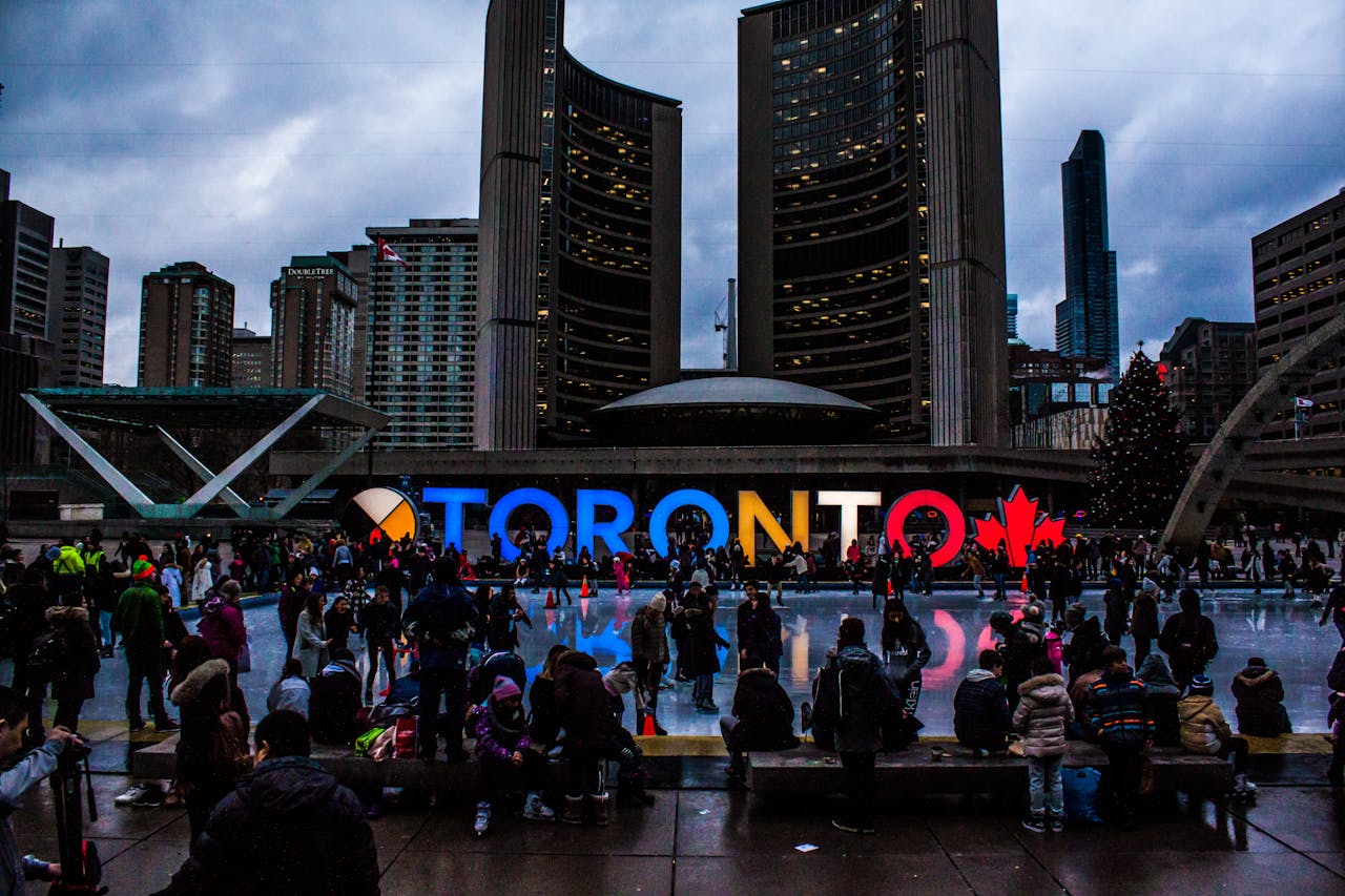 When to Book Toronto Hotels for Concerts, Festivals, and Events